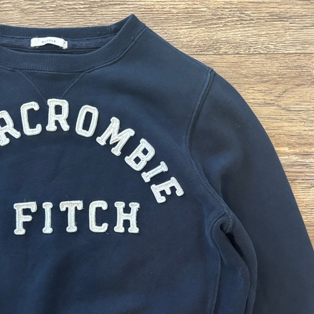Abercrombie & Fitch Muscle Fit Sweatshirt Dark Navy Blue Crewneck Men's Size L - Picture 5 of 12